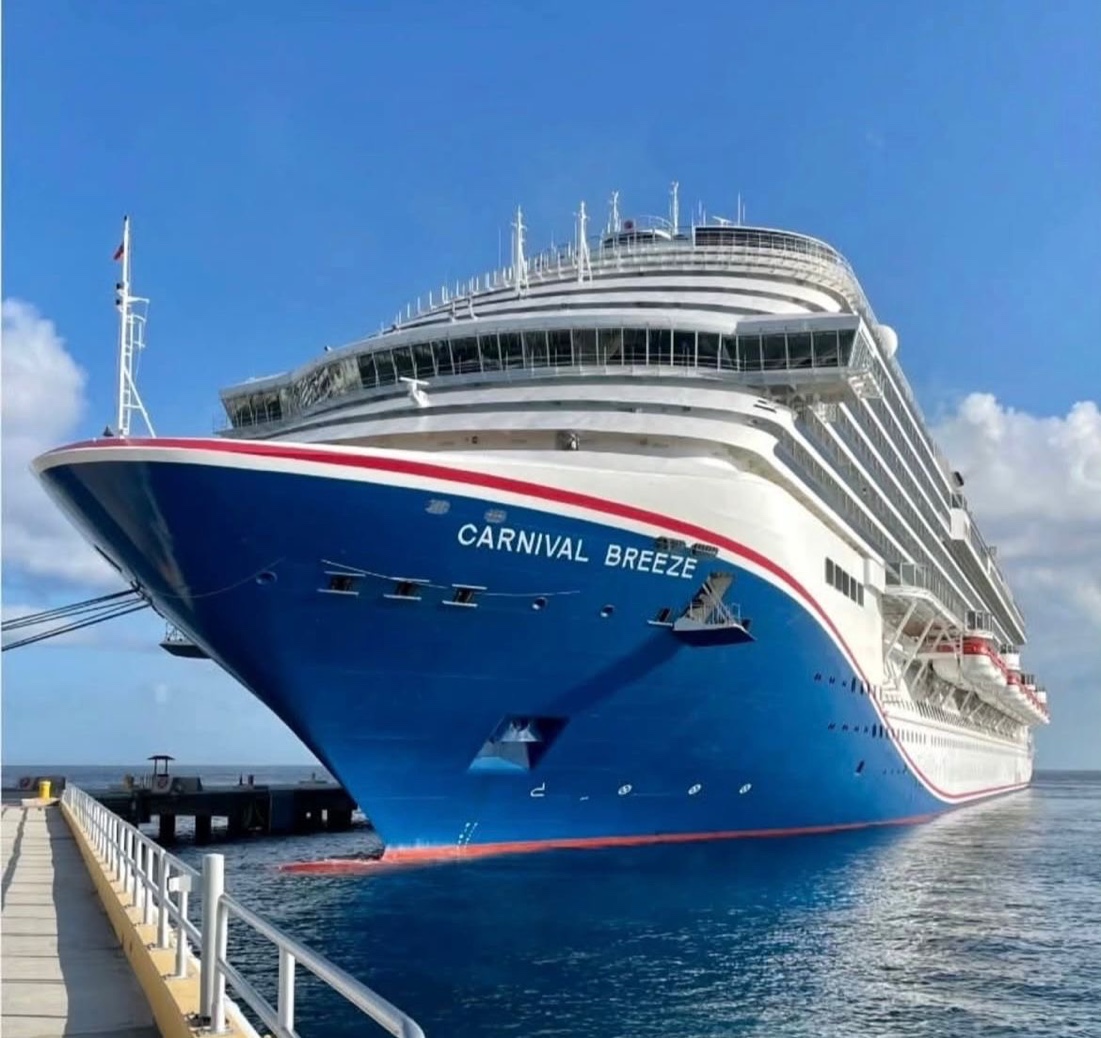 Carnival Breeze
